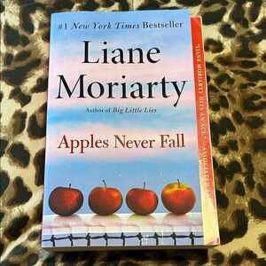 Liane Moriarty "Apples Never Fall" Paperback - Blue & Red Cover